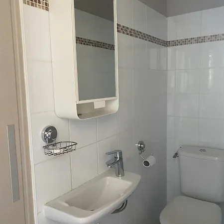 Avec Salle De Bains Indépendante-terrasse-calme-proche Du Centre