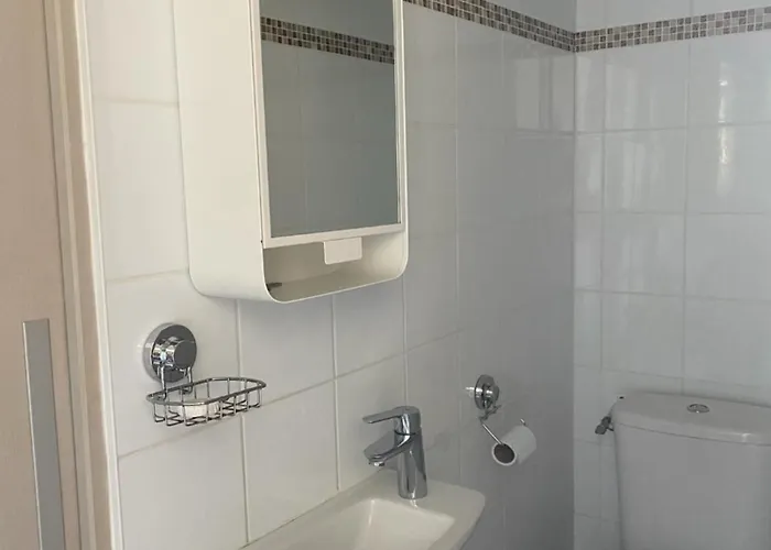 Calme , Proche Du Centre, Grande Terrasse, Petit Dejeuner